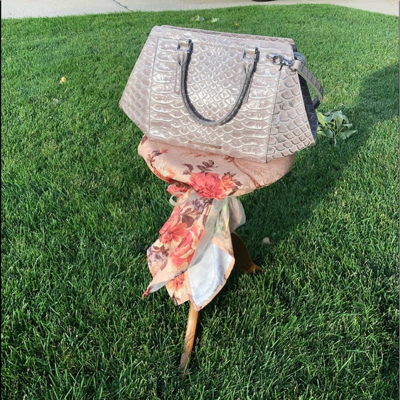 Sold! Brahmin Silver Pamilla Arden - Picture 10 of 13